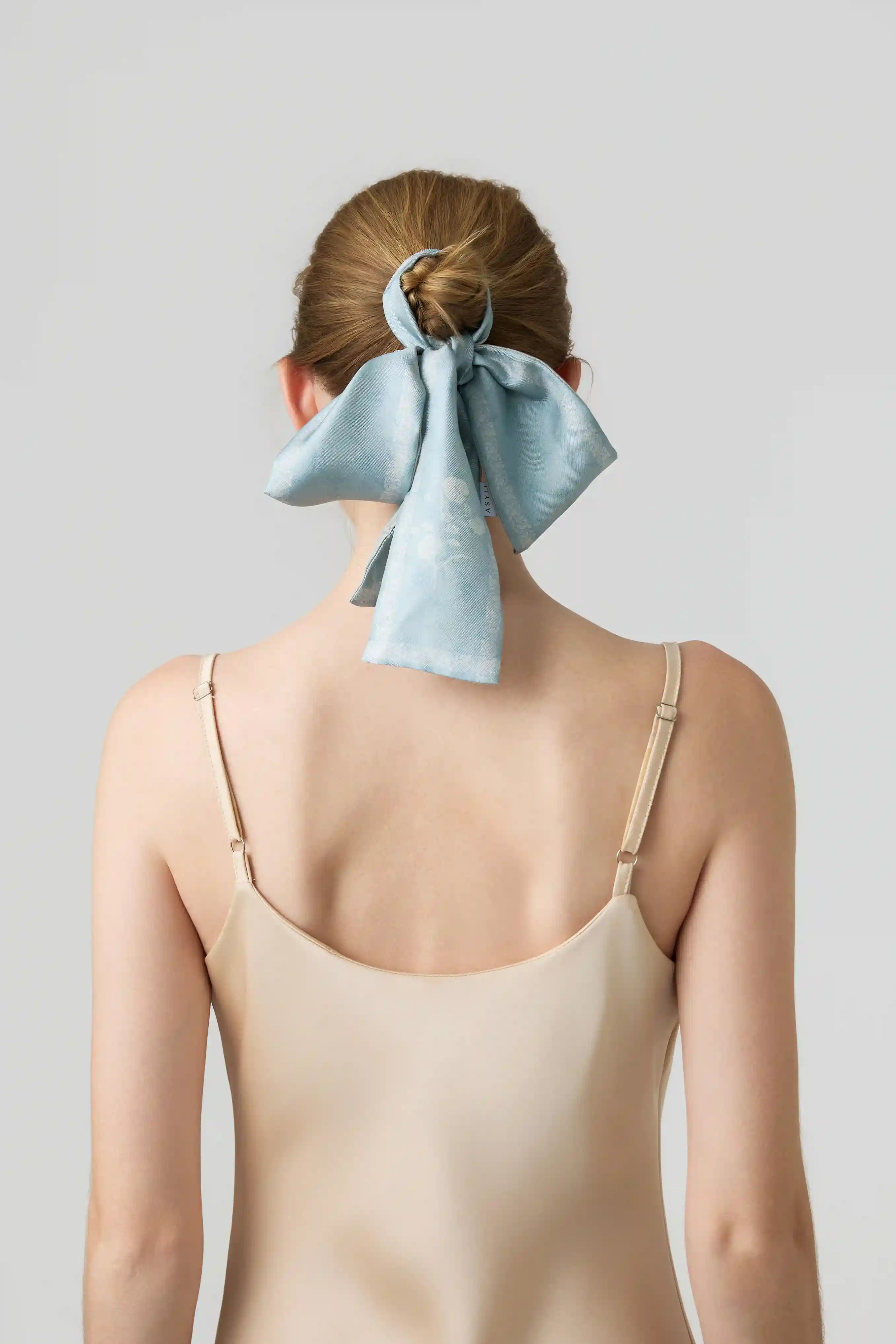 Garden Veil Double-Face Silk Twilly